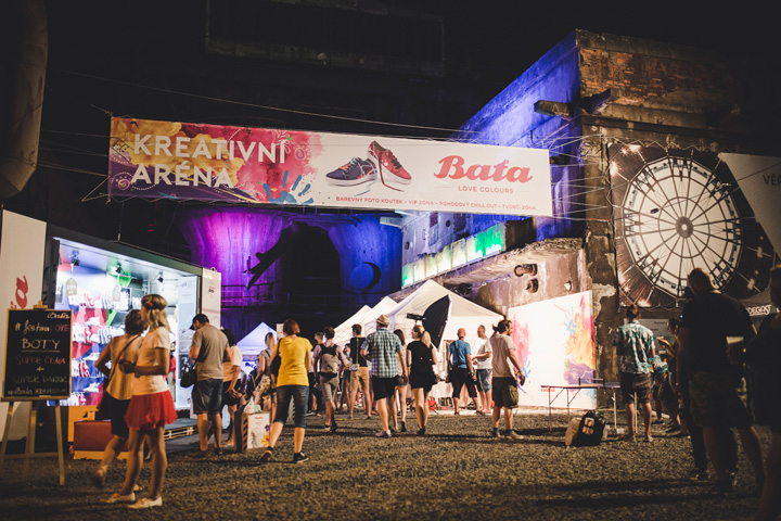 FESTIVALY
